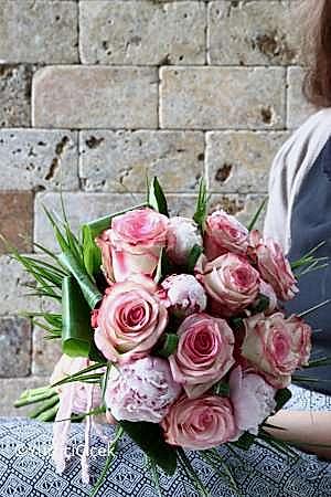 Şakayık ve Gül Gelin Buketi