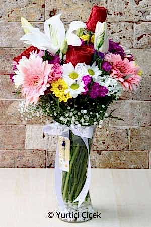Vazoda Bahar Çiçekleri 2