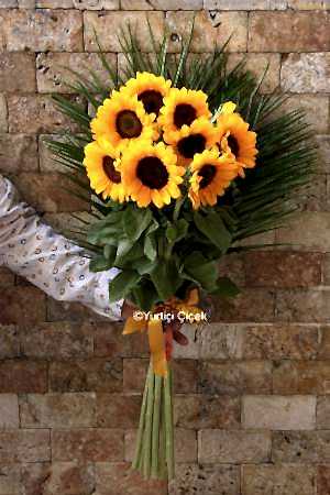 Ay Çiçeği Buketi 1