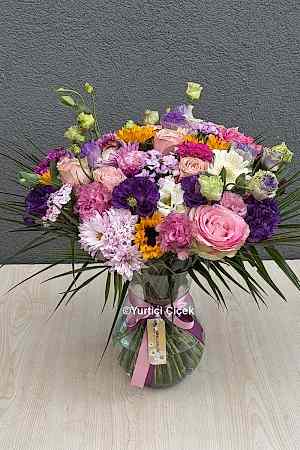 Vazoda Bahar Çiçekleri 3